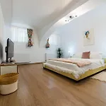 公寓 Sabin Private Parking 布拉索夫