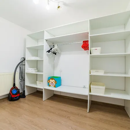 Sabin Private Parking Apartment