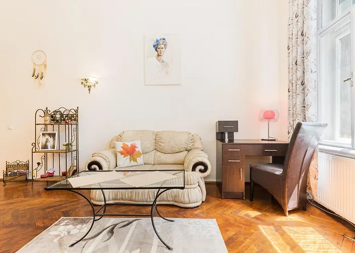 Sabin Private Parking Апартаменты Брашов