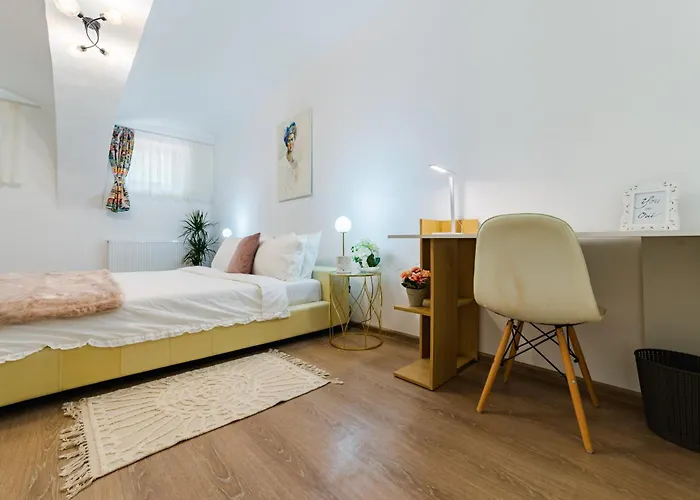 Sabin Private Parking