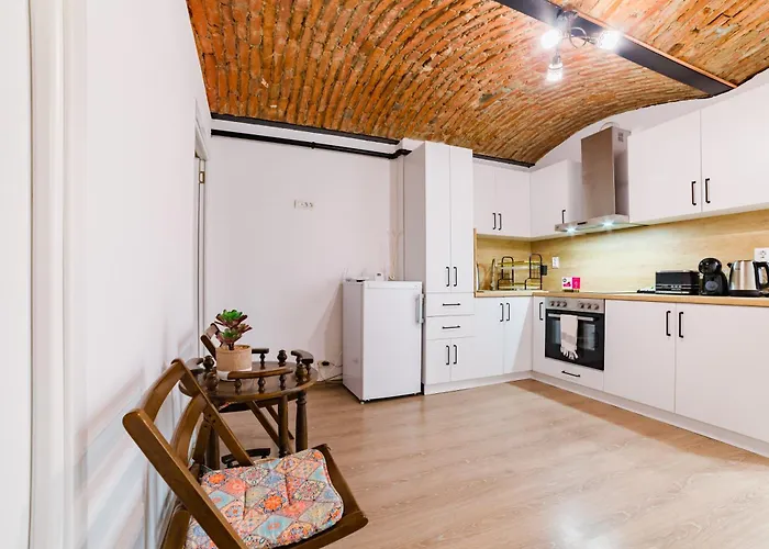 Sabin Private Parking Апартаменты *