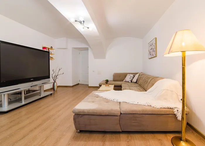 Sabin Private Parking Апартаменты *